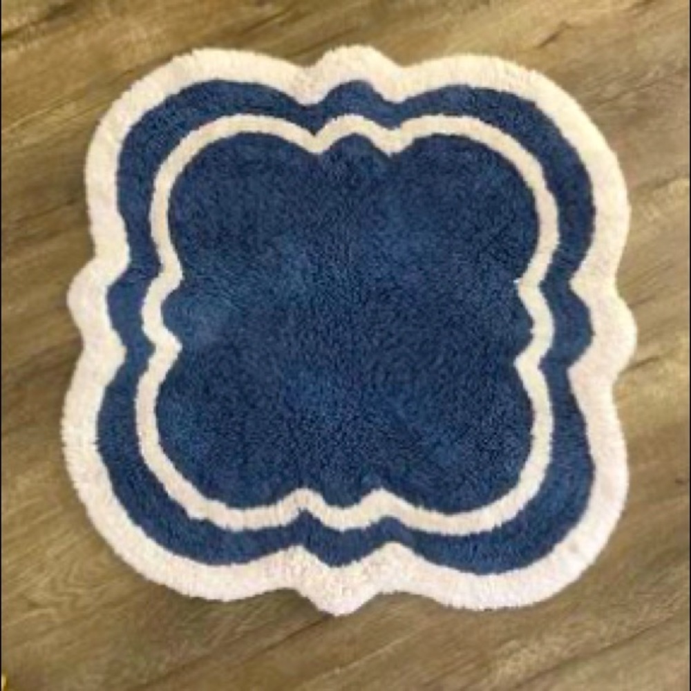 Pottery Barn Navy and White Rug